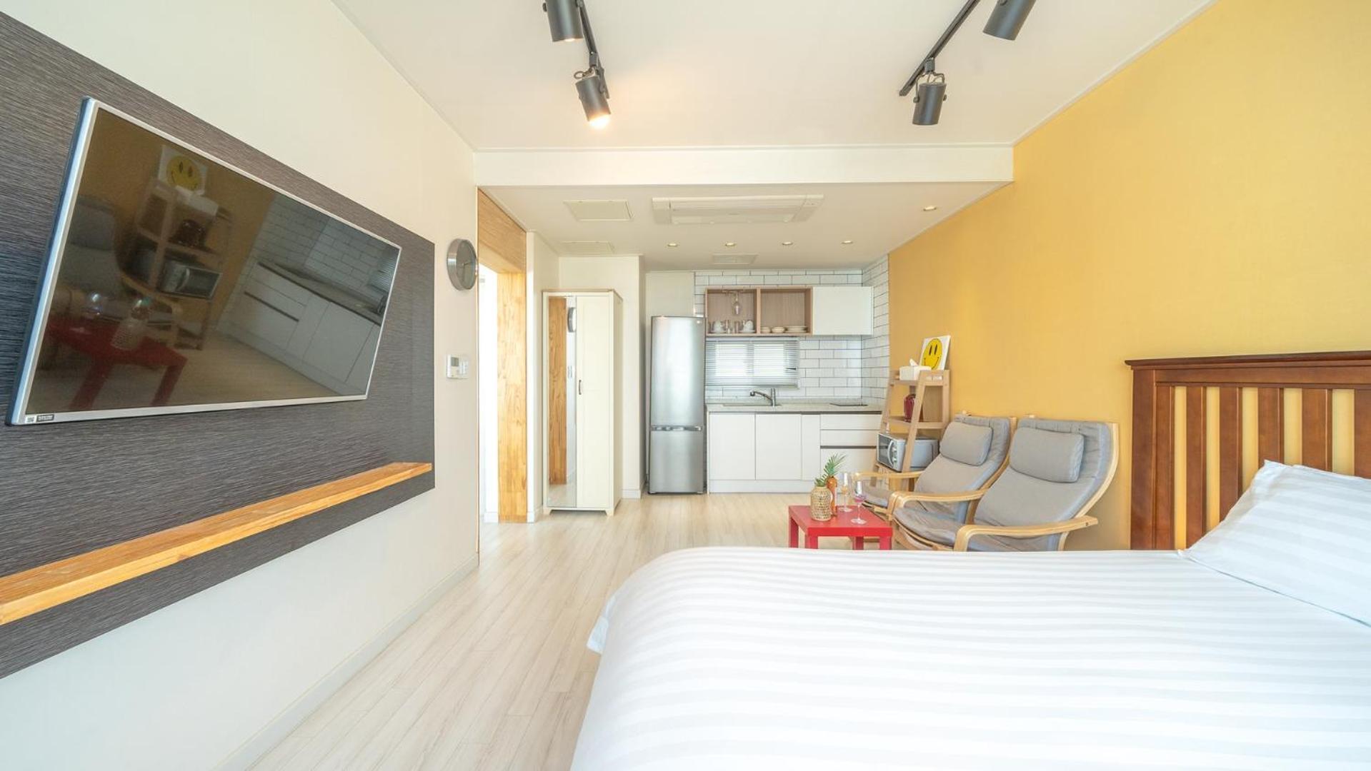 Goseong Littlesquare Oceanview Pension Номер фото